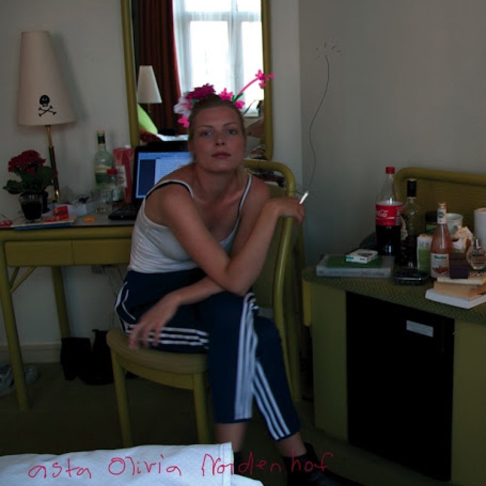 1 det-nemme-og-det-ensomme_243012