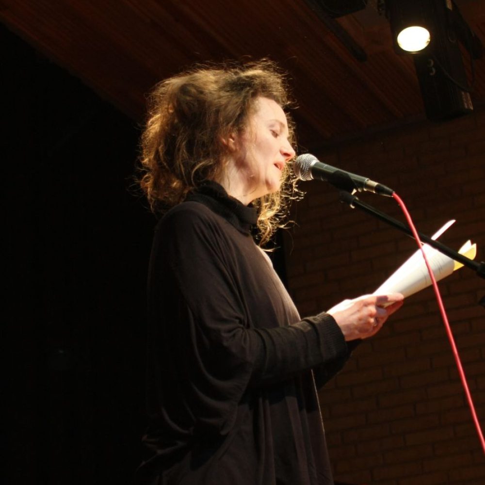 ursula læser op